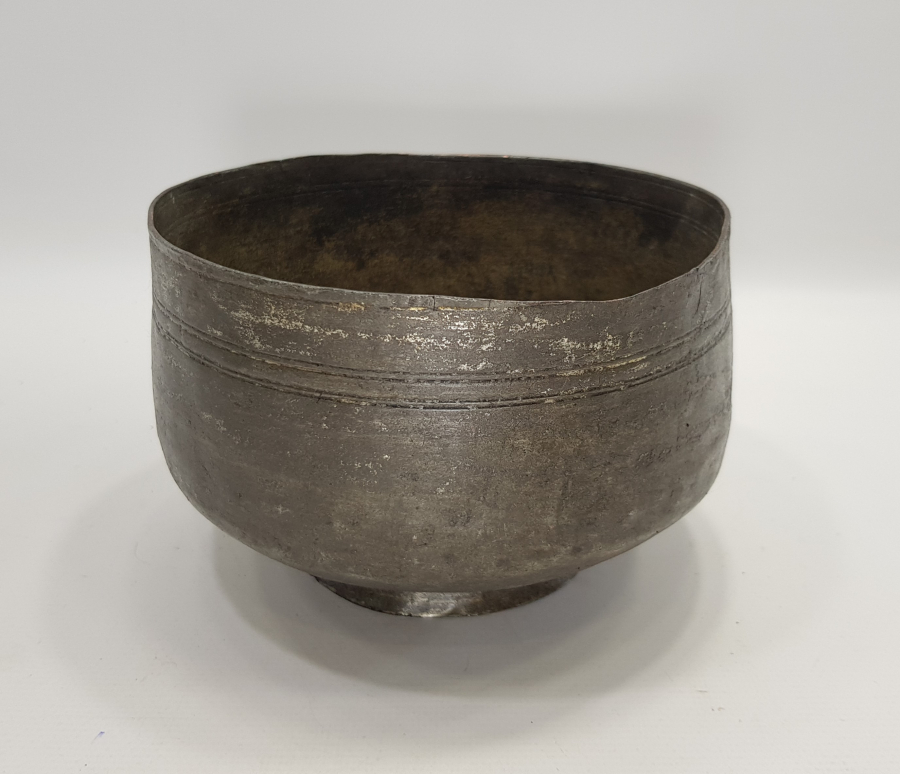 SARAY İŞİ BAKIR ÇORBA KASESİ: SAHİBİ ÖMER PAŞA 