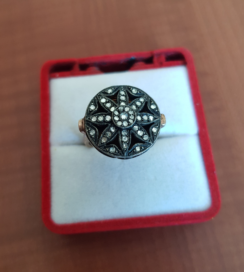 YILDIZ FORMLU ELMAS YÜZÜK 