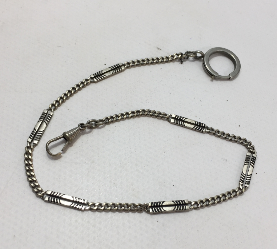 1900 BAŞLARI GÜMÜŞ SAAT KÖSTEĞİ