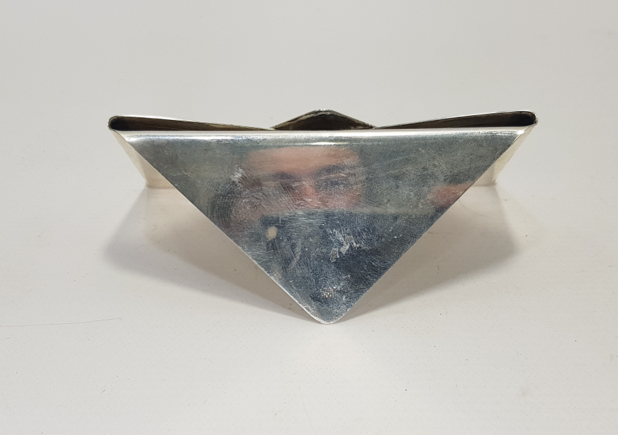 GÜMÜŞ KARTVİZİTLİK