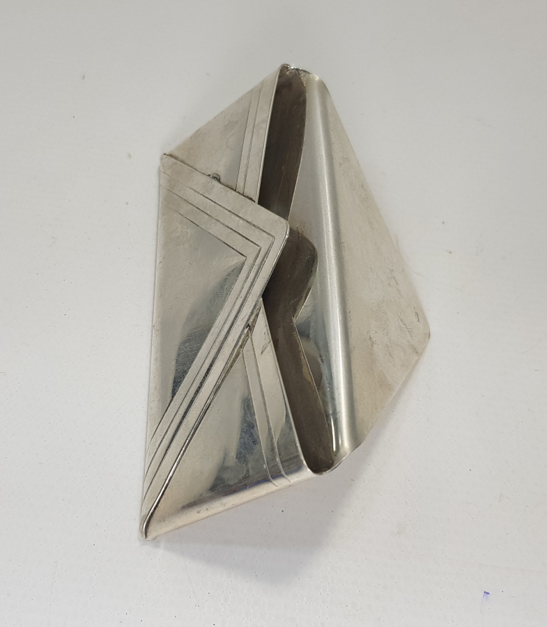 GÜMÜŞ KARTVİZİTLİK