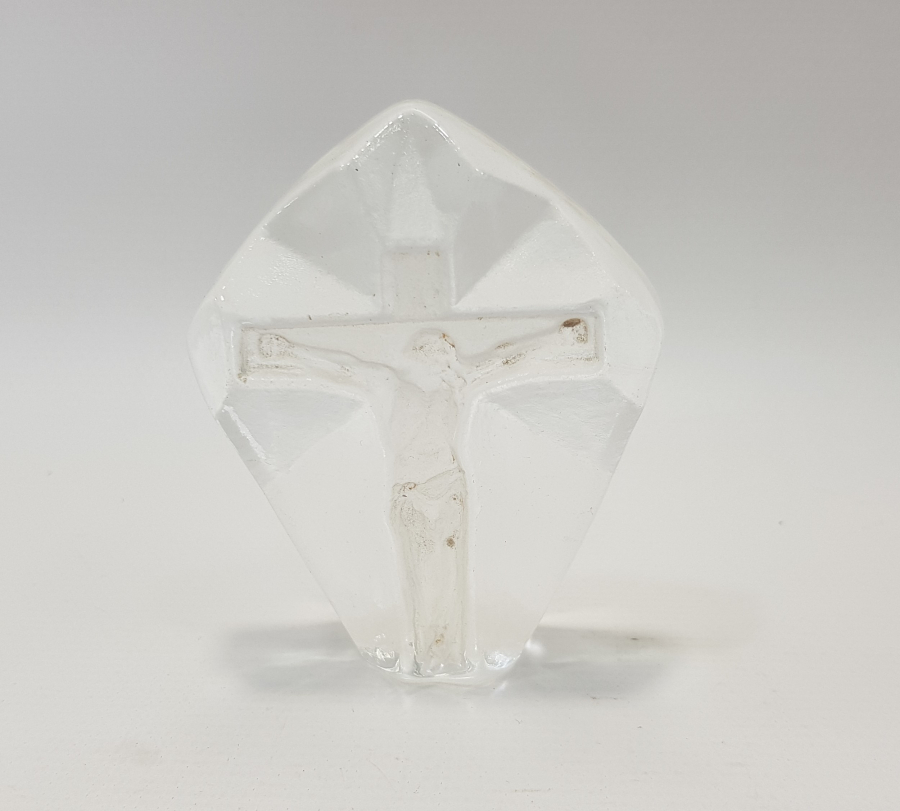 KRİSTAL CAM İÇİNDE HAZRETİ İSA HEYKELİ 