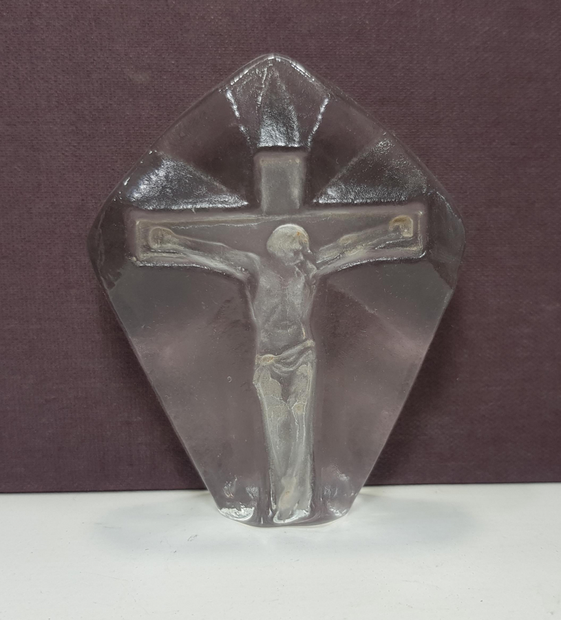 KRİSTAL CAM İÇİNDE HAZRETİ İSA HEYKELİ 