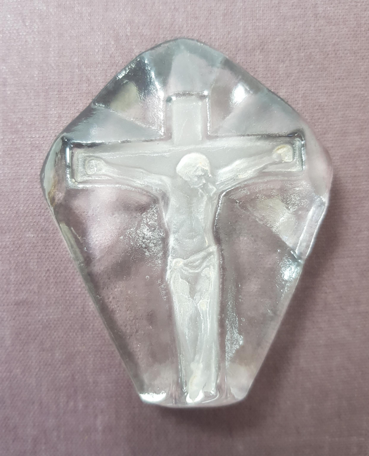 KRİSTAL CAM İÇİNDE HAZRETİ İSA HEYKELİ 