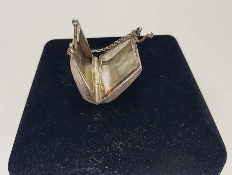 MİNİ GÜMÜŞ ÇANTA