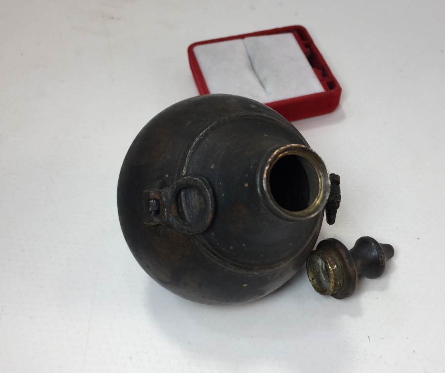 OSMANLI DÖNEMİ BRONZDAN MAMUL BARUTLUK