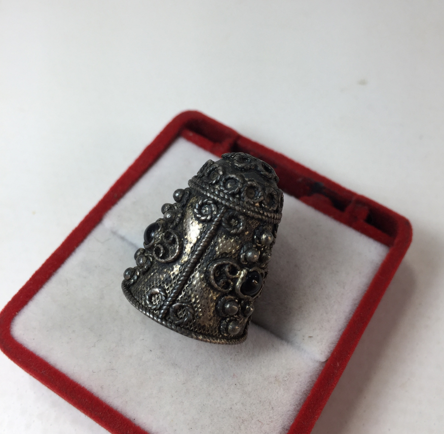 OSMANLI DÖNEMİ GÜVERSE İŞÇİLİKLİ VE OLTU TAŞLI GÜMÜŞ TERZİ YÜKSÜĞÜ