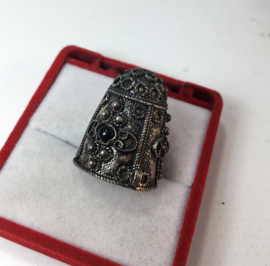 OSMANLI DÖNEMİ GÜVERSE İŞÇİLİKLİ VE OLTU TAŞLI GÜMÜŞ TERZİ YÜKSÜĞÜ