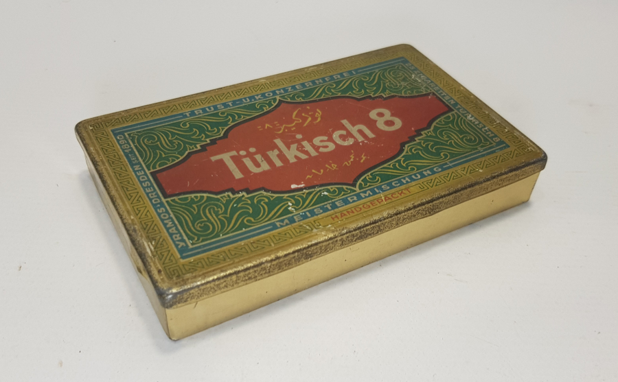 OSMANLI DÖNEMİ TURKISCH-8 MARKA OSMANLICA YAZILI TENEKE TÜTÜN TABAKASI 