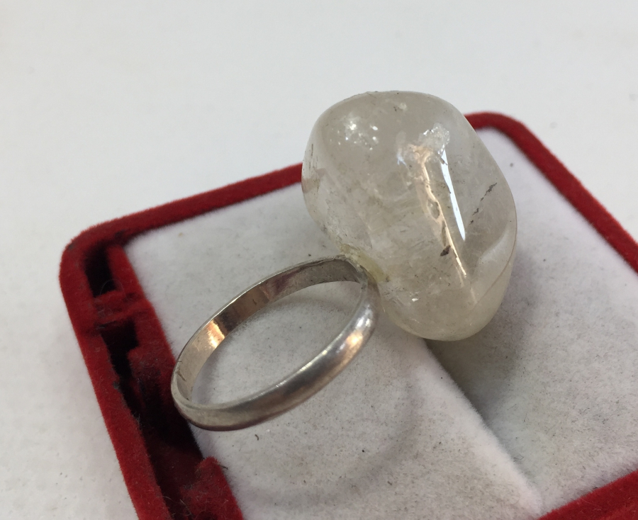 DUMANLI KUVARS TAŞLI GÜMÜŞ YÜZÜK