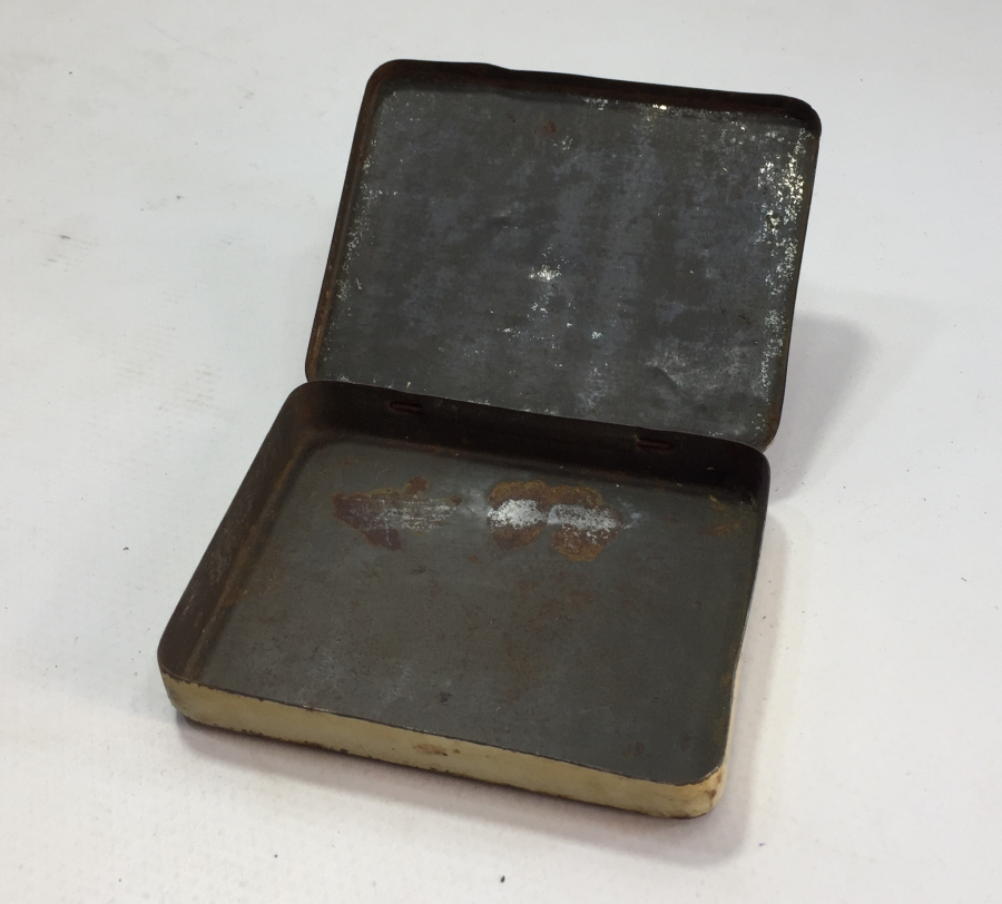 OSMANLI DÖNEMİ ÜZERİ OSMANLICA YAZILI SİGARA TABAKASI