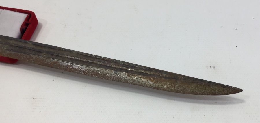 OSMANLI DÖNEMİ ÜZERİNDE AY YILDIZ MOTİFLERİ BULUNAN KUŞAK KAMASI