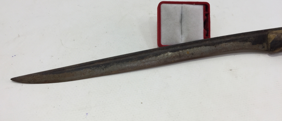 OSMANLI DÖNEMİ ÜZERİNDE AY YILDIZ MOTİFLERİ BULUNAN KUŞAK KAMASI