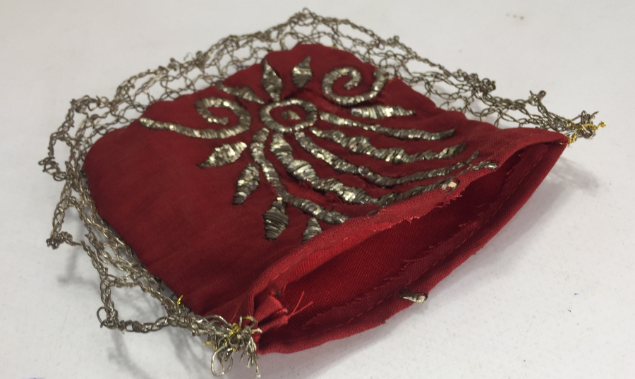 OSMANLI DÖNEMİ BERGAMA KOZAK YÖRESİ TELKIRMA İŞÇİLİKLİ KINA KESESİ