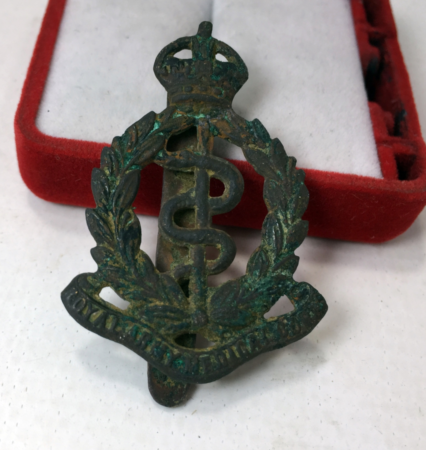 1. DÜNYA DÖNEMİ NADİR İNGİLİZ ASKERİ TABİP KOKARTI