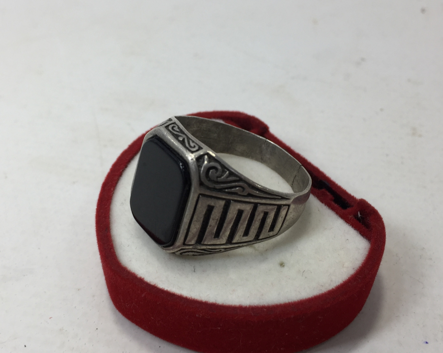 AKİK TAŞLI GÜMÜŞ ERKEK YÜZÜĞÜ