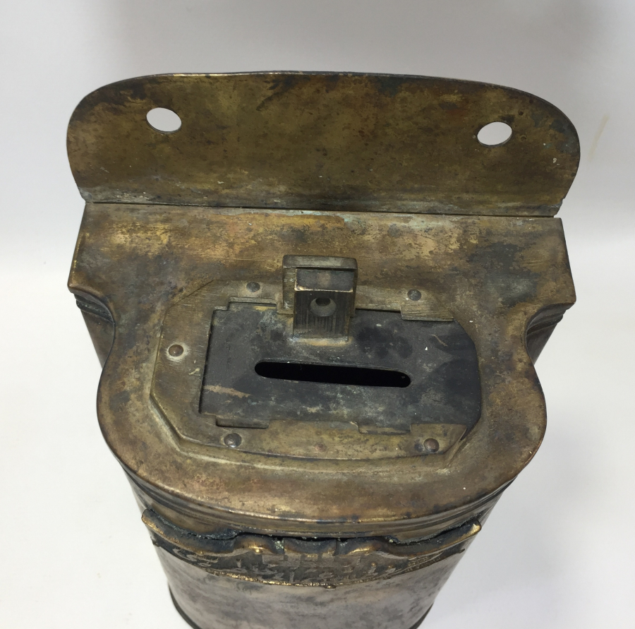 ÜZERİNDE MEŞRUTİYETİ UMUMİYE HATIRASI YAZILI NADİR KUMBARA