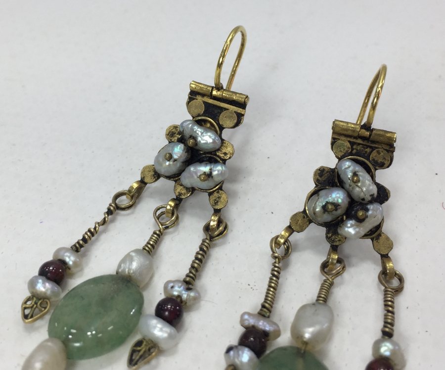 ÖZEL YAPIM ANTİK GÖRÜNÜMLÜ İNCİ VE ALTIN KÜPE