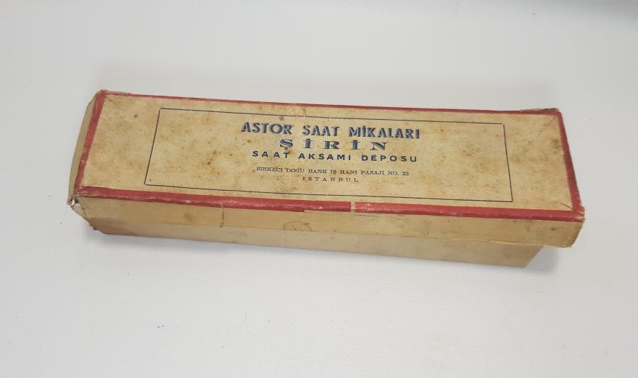 KUTUSUNDA 50 ADET KOL SAATİ CAMI 