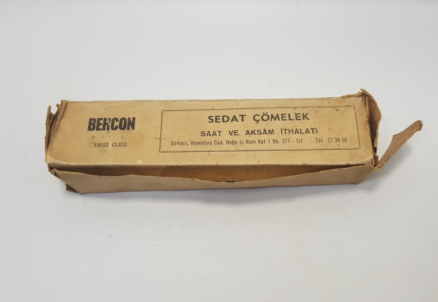 KUTUSUNDA 50 ADET KOL SAATİ CAMI 