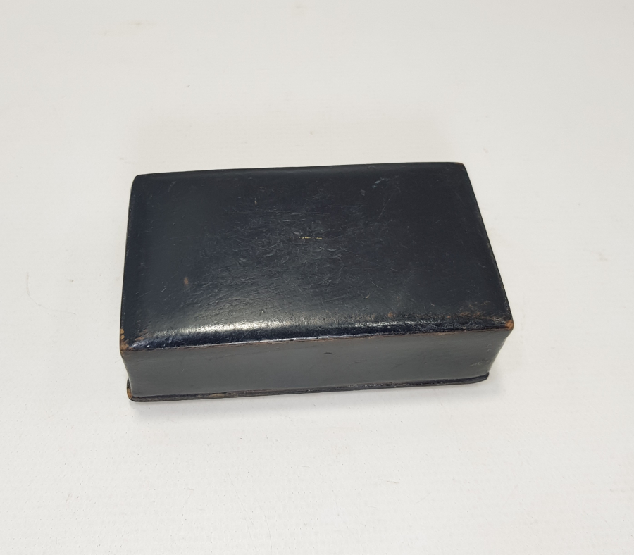 OSMANLI DÖNEMİ AY YILDIZ BAYRAK RESİMLİ PAPIER MACHE KUTU 