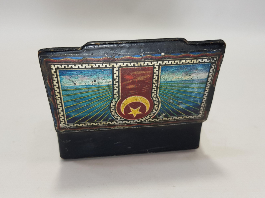 OSMANLI DÖNEMİ AY YILDIZ BAYRAK RESİMLİ PAPIER MACHE KUTU 