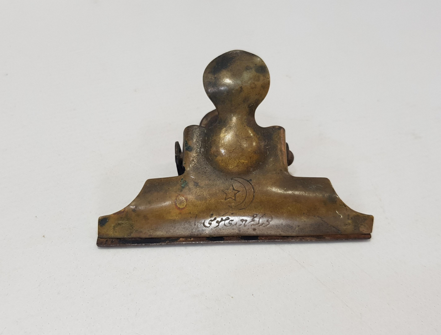 OSMANLICA YAZILI KAĞIT KISKACI 