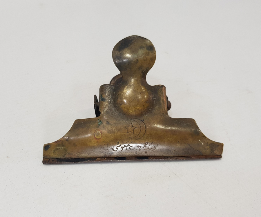 OSMANLICA YAZILI KAĞIT KISKACI 