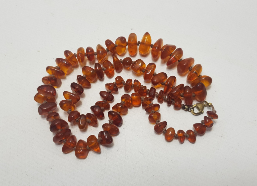 DAMLA KEHRİBAR KOLYE