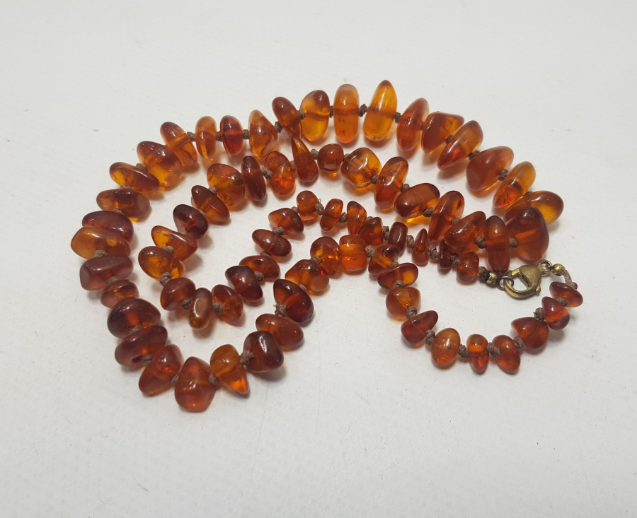 DAMLA KEHRİBAR KOLYE