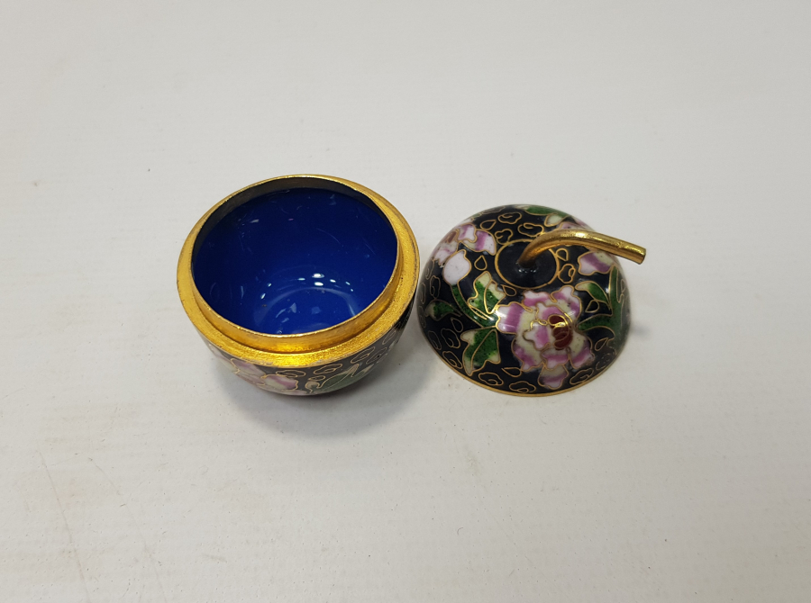 ELMA FORMLU MİNELİ KUTU