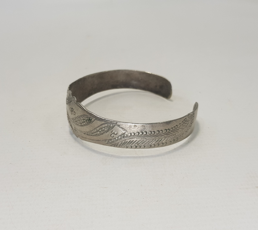 KALEM İŞÇİLİKLİ ALPAKA BİLEZİK 