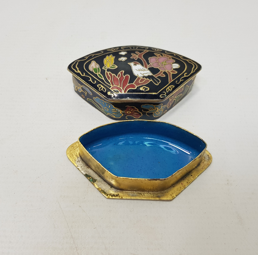 MİNELİ ENFİYE KUTUSU