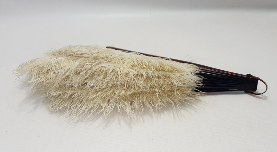 OSMANLI DÖNEMİ KOLEKSİYONLUK BAĞA SAPLI KAZ TÜYÜ YELPAZE 