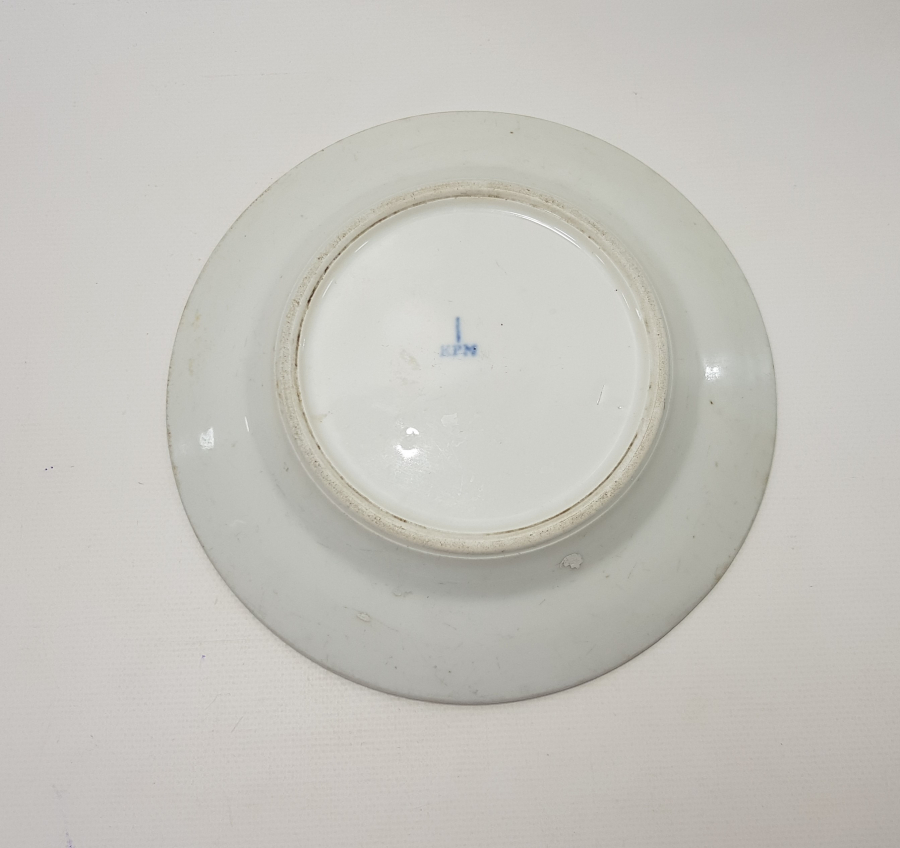 OSMANLI DÖNEMİ RUMCA YAZILI KPM MARKA PORSELEN TABAK 