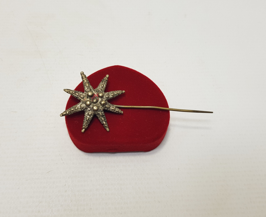 OSMANLI DÖNEMİ SEKİZ KÖŞELİ YILDIZ FORMLU YAKA İĞNESİ BROŞ 