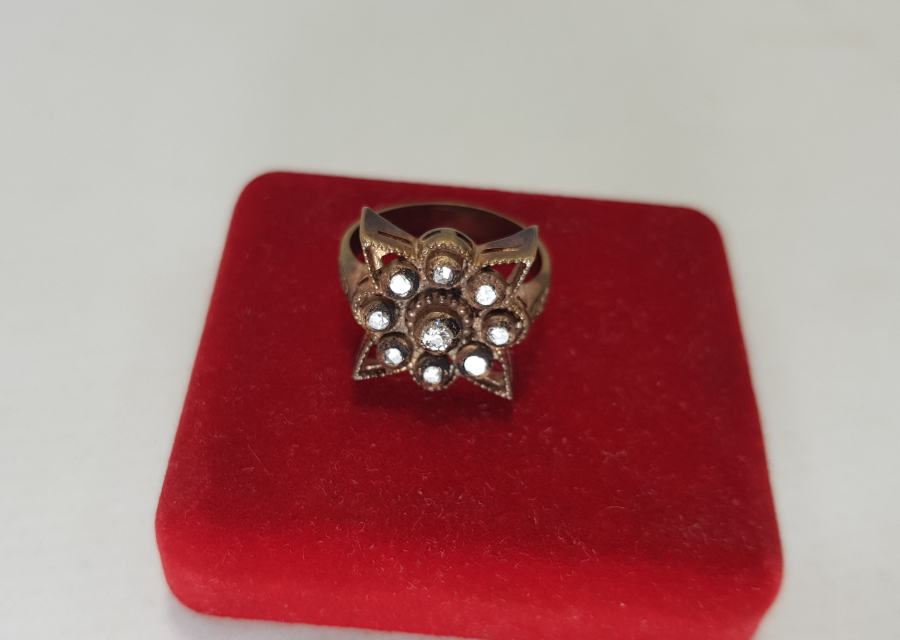 YILDIZ FORMLU ELMAS YÜZÜK 