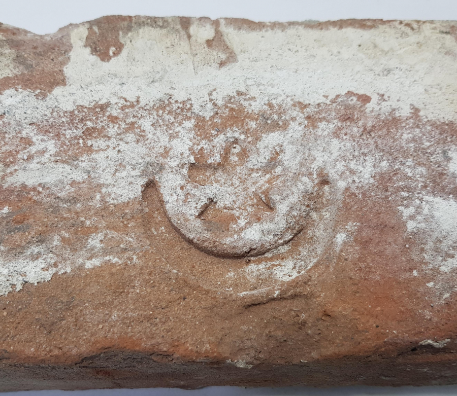 OSMANLI DÖNEMİ AY YILDIZLI TUĞLA 