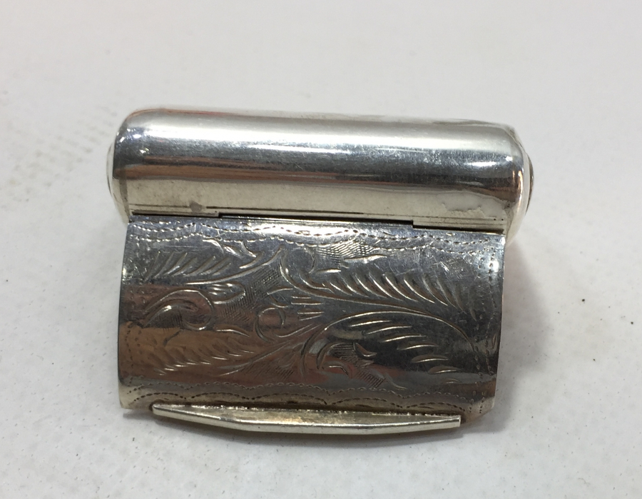 ÜZERİ KALEM İŞÇİLİKLİ ÖZEL YAPIM GÜMÜŞ ENFİYE KUTUSU