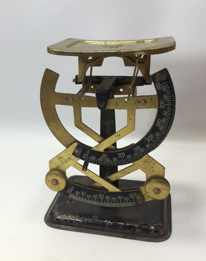 1900 BAŞLARI ÇALIŞIR DURUMDA BİLATERAL POSTA TERAZİSİ