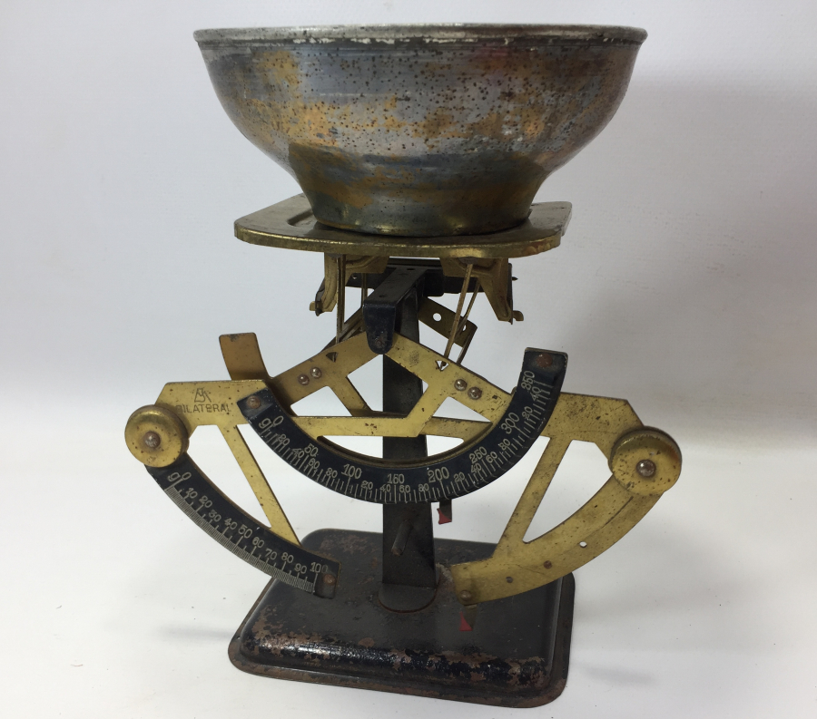 1900 BAŞLARI ÇALIŞIR DURUMDA BİLATERAL POSTA TERAZİSİ