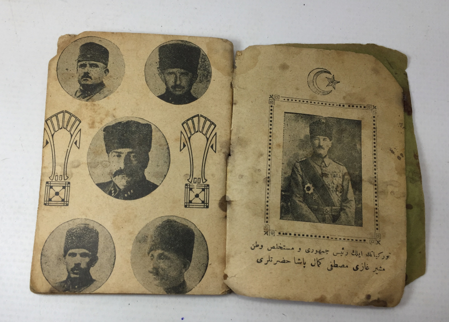 1924 YILI ATATÜRK VE SON HALİFE ABDÜLMECİD EFENDİ GÖRSELLİ MUHTIRA