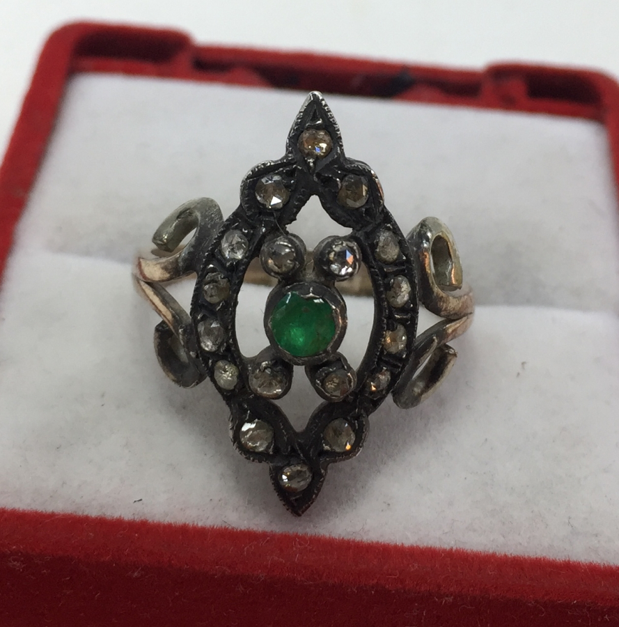 ELMAS VE YAKUT TAŞLARDAN OLUŞAN ANTİKA YÜZÜK