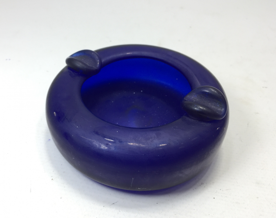 KOPARMA CAMDAN MAMUL SİGARA KÜLLÜĞÜ