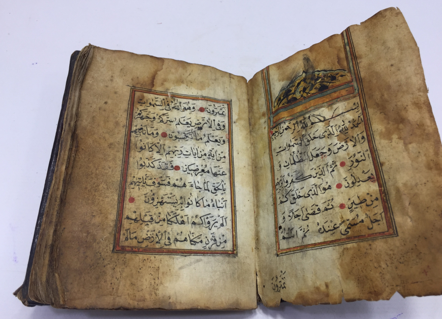 OSMANLI DÖNEMİ 2 ADET SERLEVHASI BULUNAN NADİR FORMDA ENAM -I ŞERİF