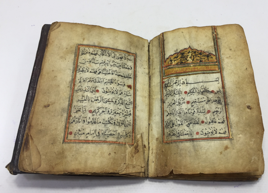 OSMANLI DÖNEMİ 2 ADET SERLEVHASI BULUNAN NADİR FORMDA ENAM -I ŞERİF