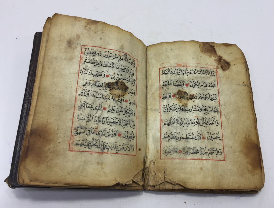 OSMANLI DÖNEMİ 2 ADET SERLEVHASI BULUNAN NADİR FORMDA ENAM -I ŞERİF