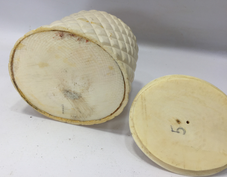 OSMANLI DÖNEMİ FİLDİŞİNDEN MAMUL BÜYÜK BOY TESBİH KUTUSU