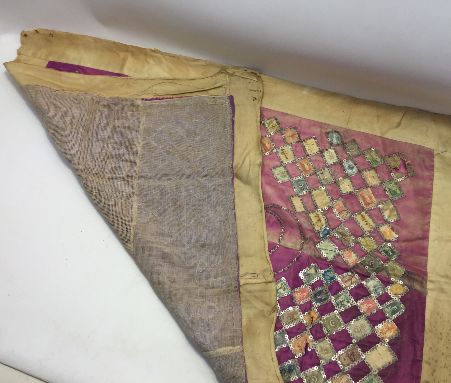 OSMANLI DÖNEMİ İPEK ÜZERİNE PULLARDAN YAPILMIŞ AY YILDIZLI PANO