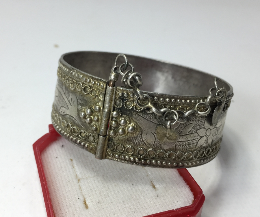 OSMANLI DÖNEMİ KALEM İŞÇİLİKLİ ERMENİ İŞİ GÜMÜŞ BİLEKLİK